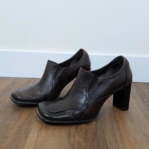 Spring Heels Oxford Pumps Square Toe Size 8.5